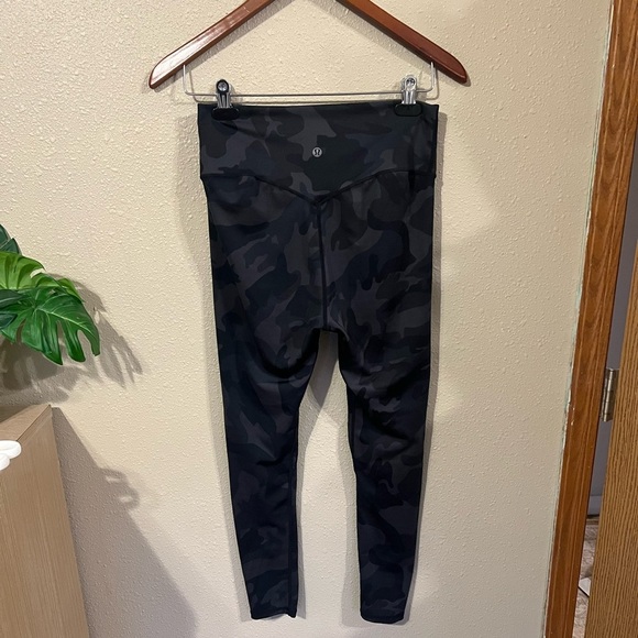 Lululemon Align High-Rise Leggings Heritage 365 Camo Deep Coal Multi 25” - Picture 4 of 5
